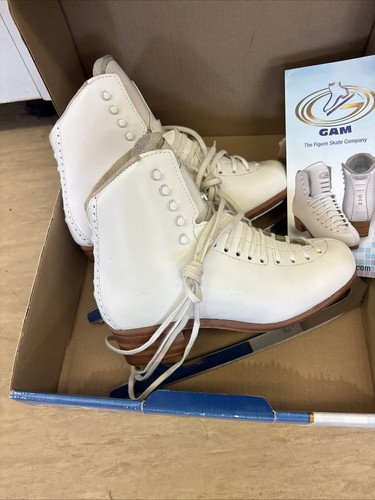 Gam white ice skates - ice,