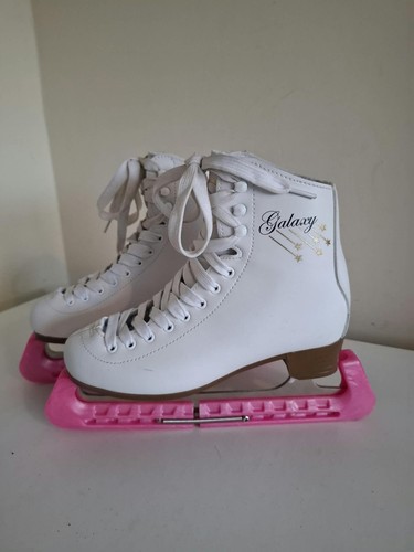 Sfr white figure - white, 3