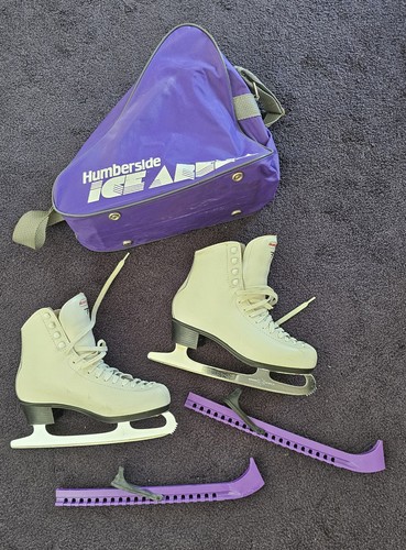Ladies size white risport - uk, 6