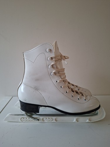 Player ice figure - ice,